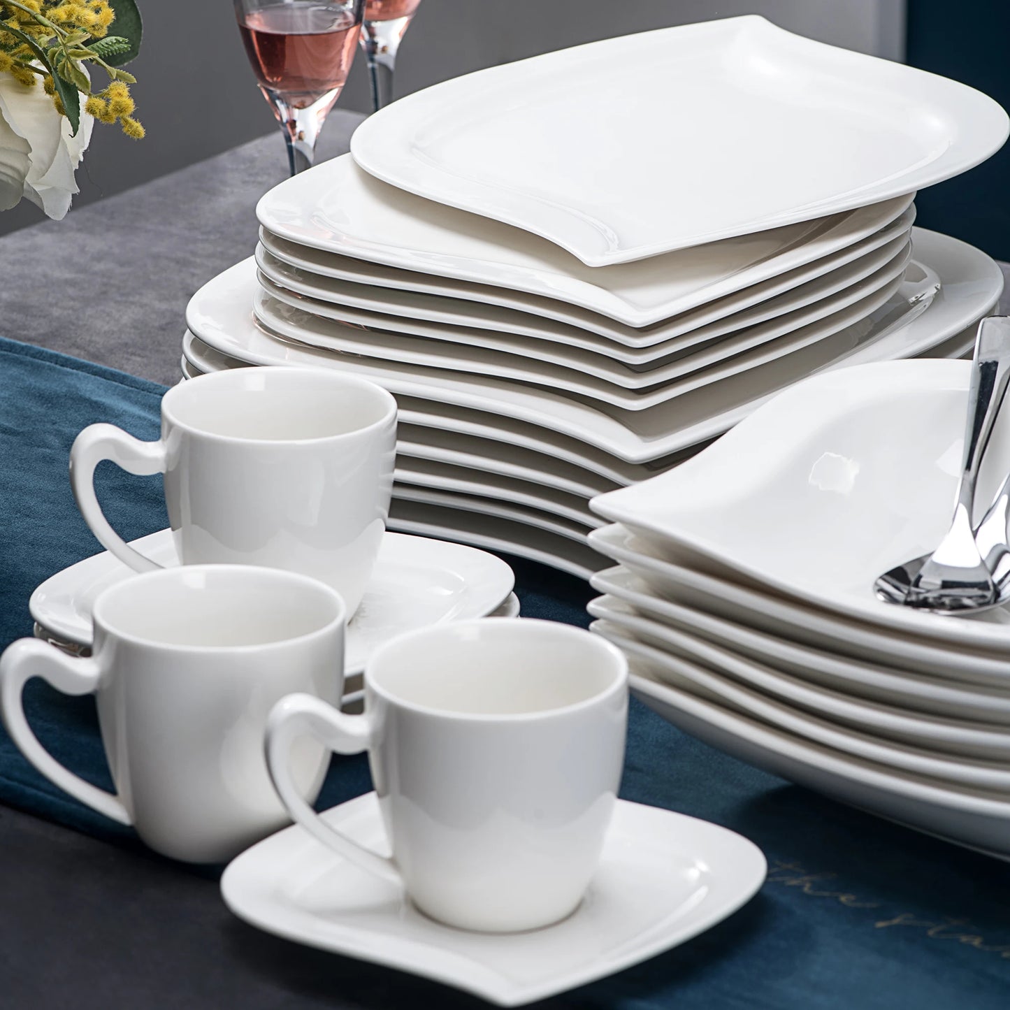 MALACASA 30/60 Piece White Porcelain Dinner Set with Cups Saucers Dessert Soup Dinner Plates Tableware Service for 6/12
