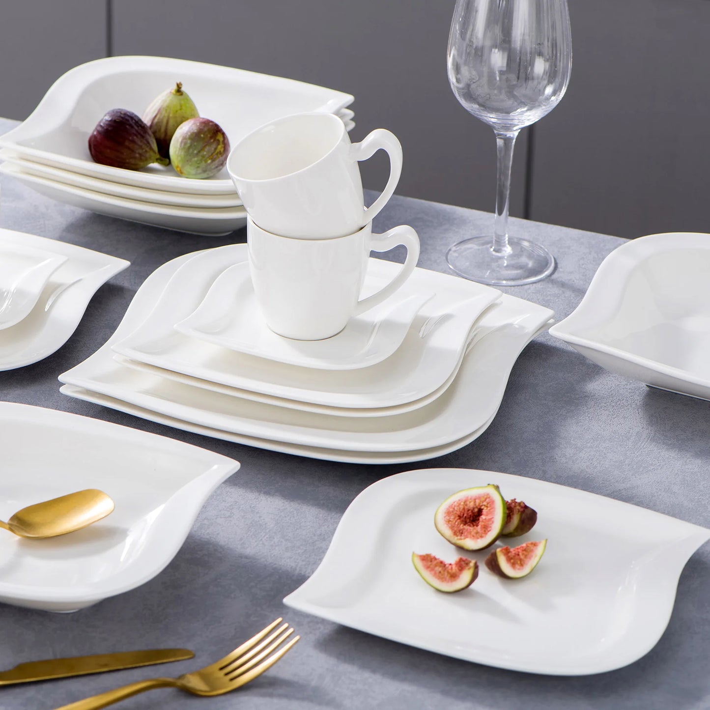 MALACASA 30/60 Piece White Porcelain Dinner Set with Cups Saucers Dessert Soup Dinner Plates Tableware Service for 6/12
